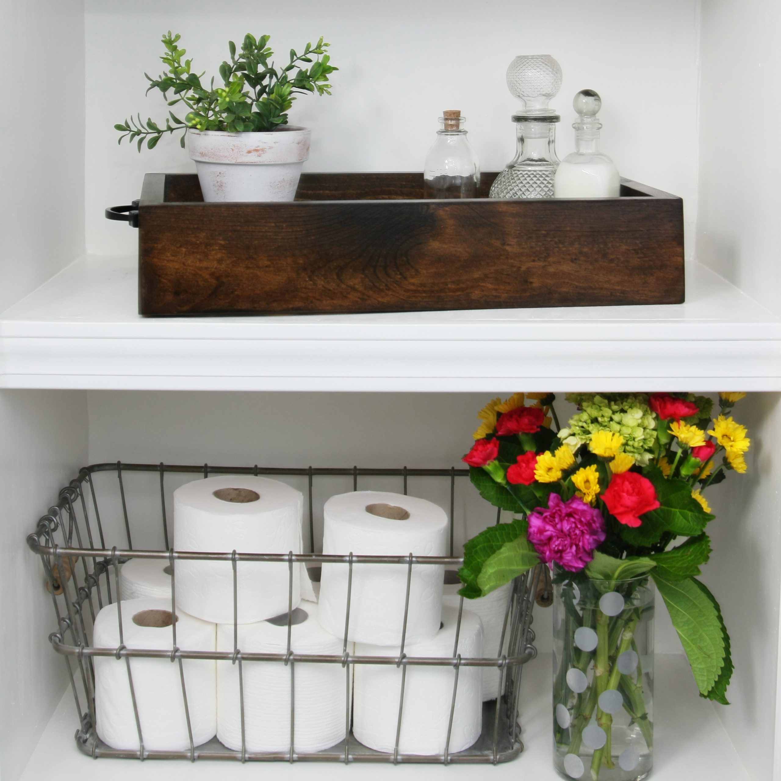 14 Genius Small Bathroom Storage Solutions with Farmhouse Style