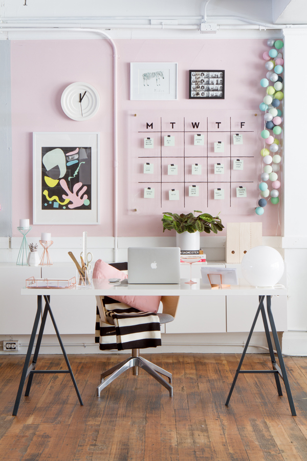 pink office