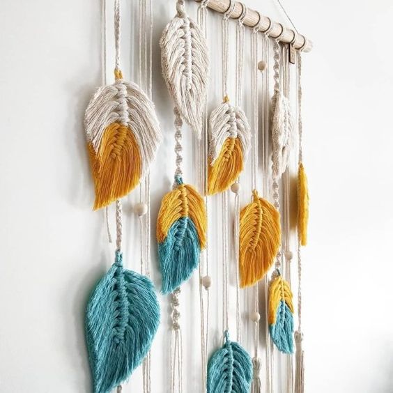 macrame feather wall hanging