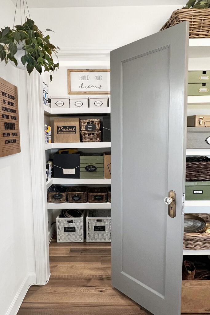 closet door painted gray